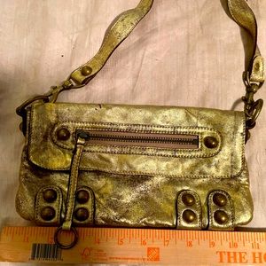 Linea Pelle collection leather fanny pack/bag. Gold!